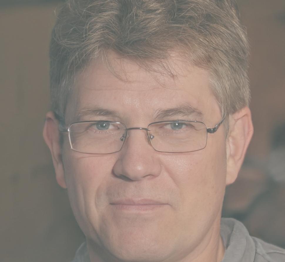 Miguel Torres, consultor financiero senior